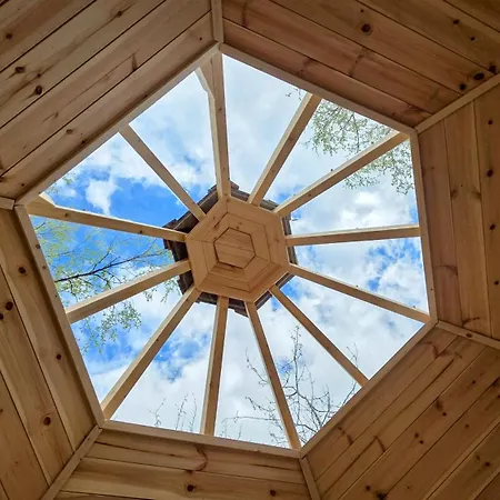 The Perfect Stop - Lavvo Aurora Luxury tent